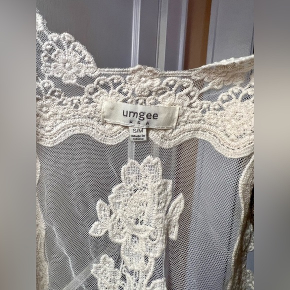 Umgee Small/Med Boho Style Ivory Lace Ruffle Crop Vest Cottagecore - Picture 6 of 6